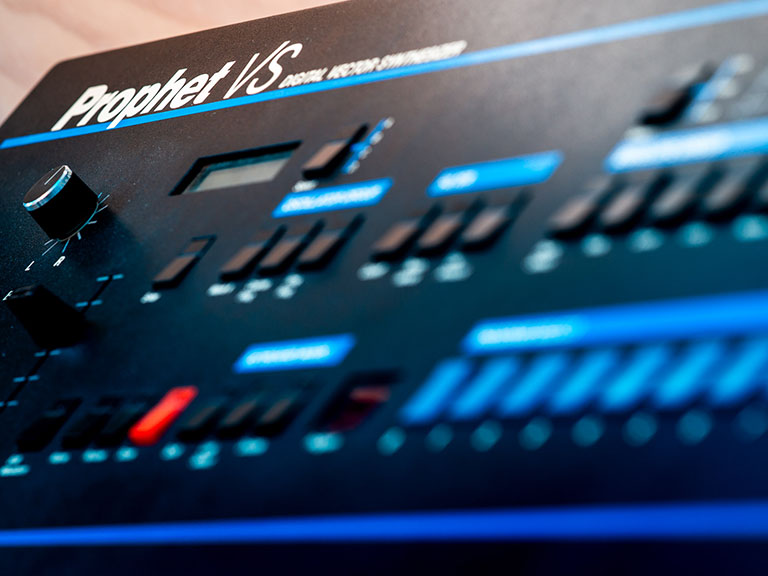 Prophet VS Closeup 768x576